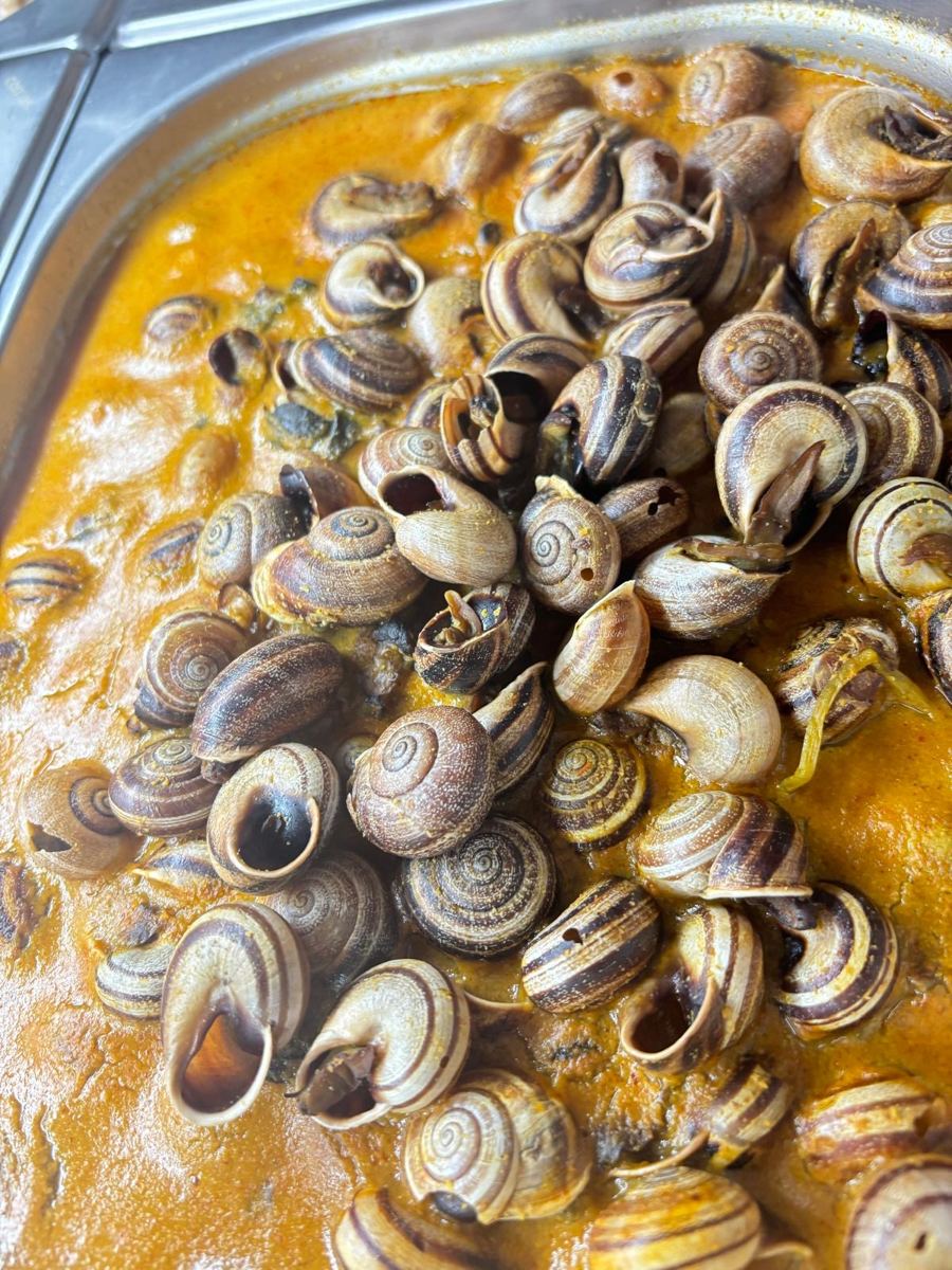 Caracoles en salsa